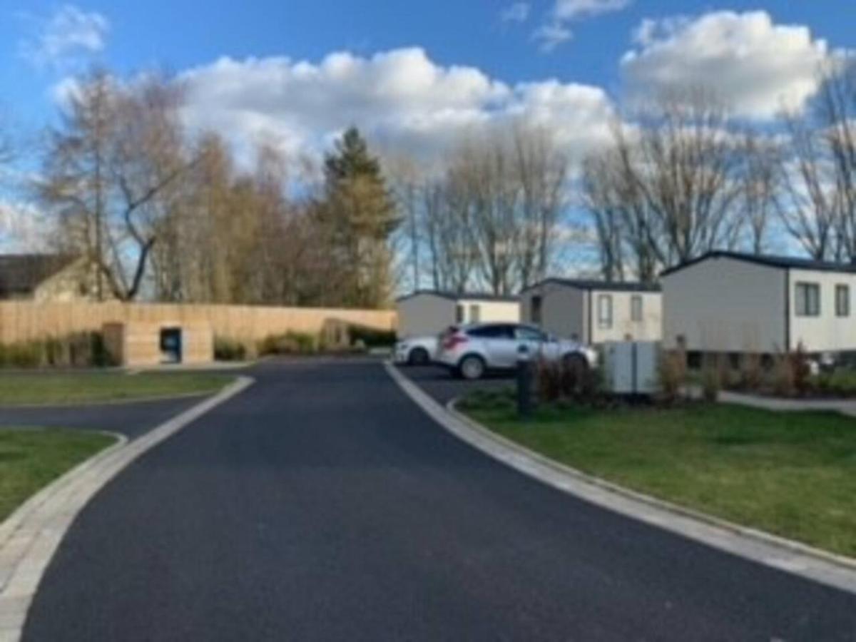Captivating Bluebell Lodge 2-Bed Cotswolds Caravan 시런세스터 외부 사진